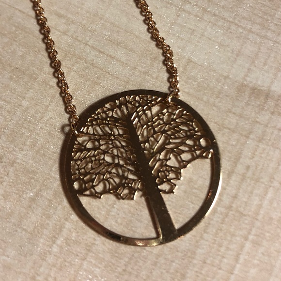 Family Tree Necklace and Stud Earrings Set - Picture 4 of 5